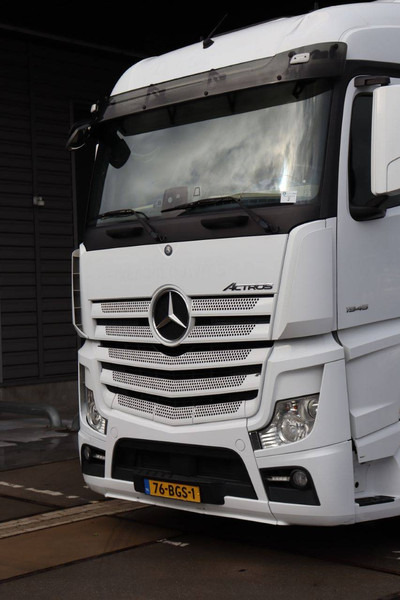 Грузовик-шасси Mercedes-Benz ACTROS: фото 9 Грузовик-шасси Mercedes-Benz ACTROS: фото 9