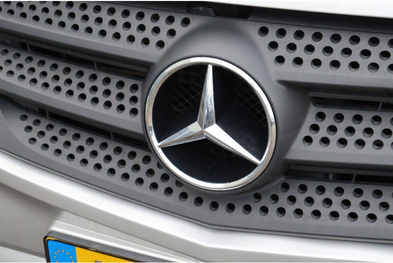 Цельнометаллический фургон Mercedes-Benz Vito: фото 11 Цельнометаллический фургон Mercedes-Benz Vito: фото 11