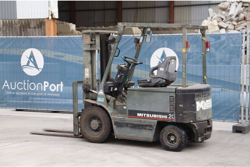 Mitsubishi FB20 - Электропогрузчик: фото 3 Mitsubishi FB20 - Электропогрузчик: фото 3