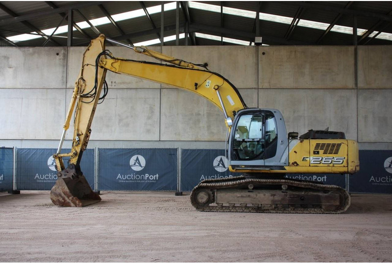 New Holland E265 - Гусеничный экскаватор: фото 2 New Holland E265 - Гусеничный экскаватор: фото 2