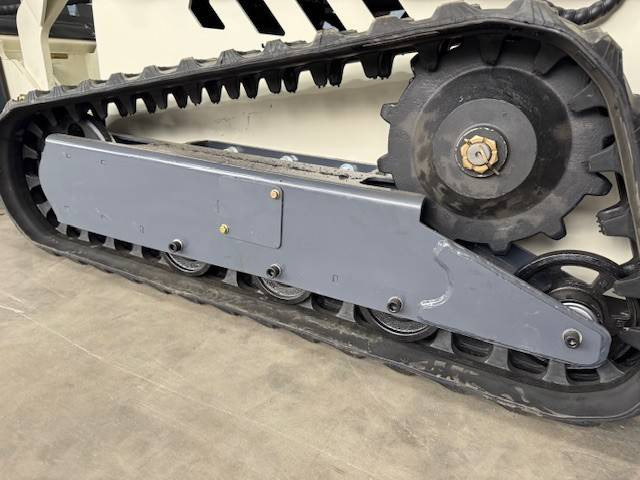 Новый Гусеничный погрузчик Nuoman T330XL: фото 16 Новый Гусеничный погрузчик Nuoman T330XL: фото 16