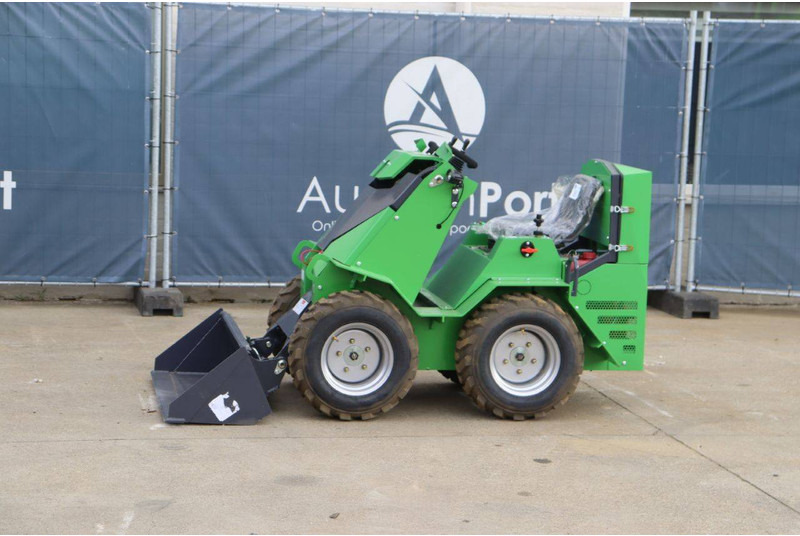 Nycheki - Колёсный погрузчик: фото 1 Nycheki - Колёсный погрузчик: фото 1