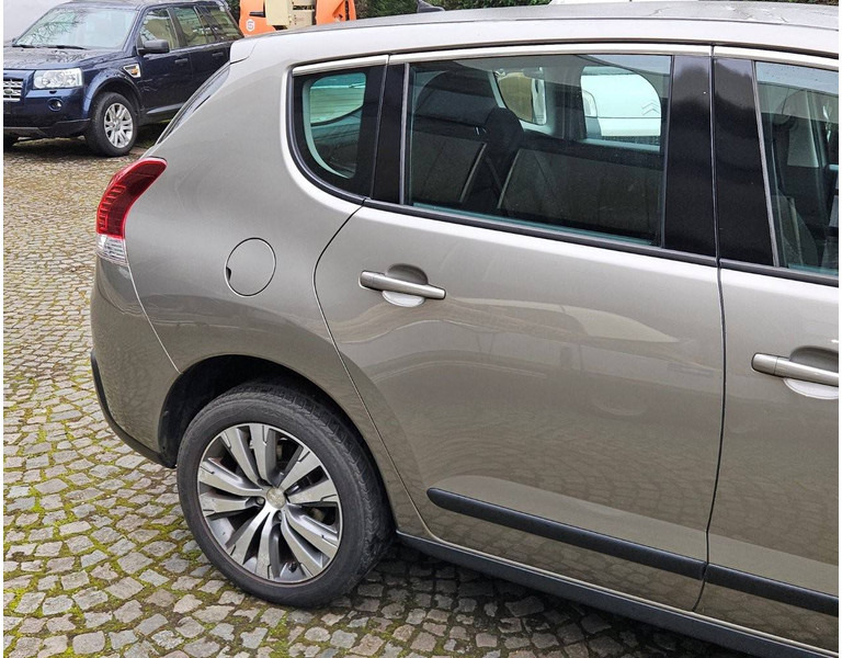 Peugeot 3008 (I - update) 1.6 VTi - Легковой автомобиль: фото 2 Peugeot 3008 (I - update) 1.6 VTi - Легковой автомобиль: фото 2