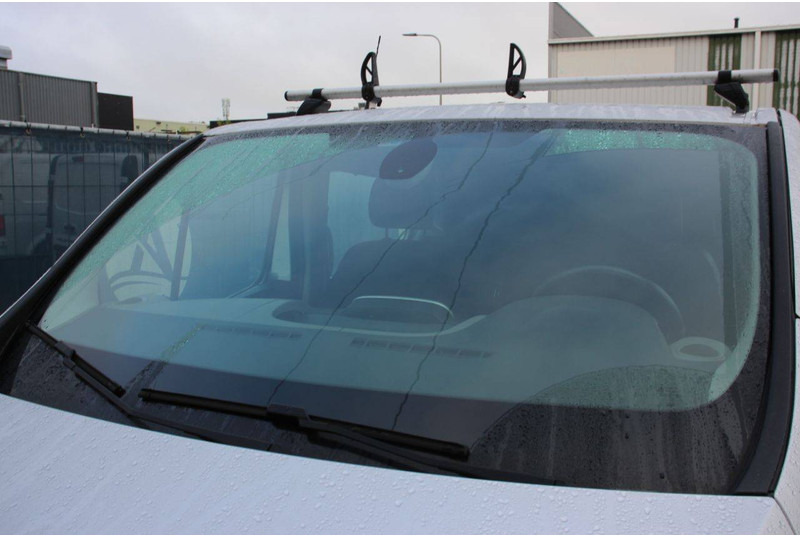 Цельнометаллический фургон Renault Trafic: фото 12