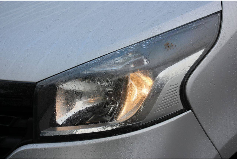 Цельнометаллический фургон Renault Trafic: фото 10