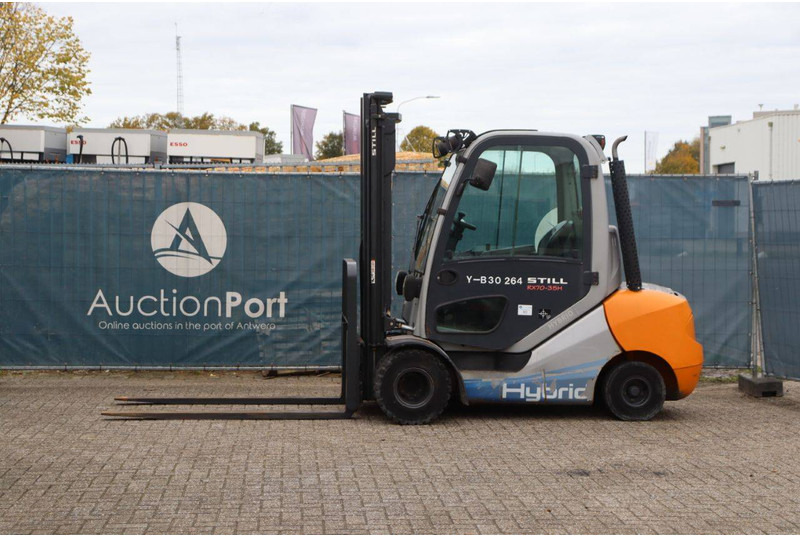 Still RX70-35 - Вилочный погрузчик: фото 1 Still RX70-35 - Вилочный погрузчик: фото 1