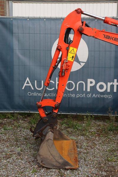 Мини-экскаватор Takeuchi TB216: фото 18 Мини-экскаватор Takeuchi TB216: фото 18