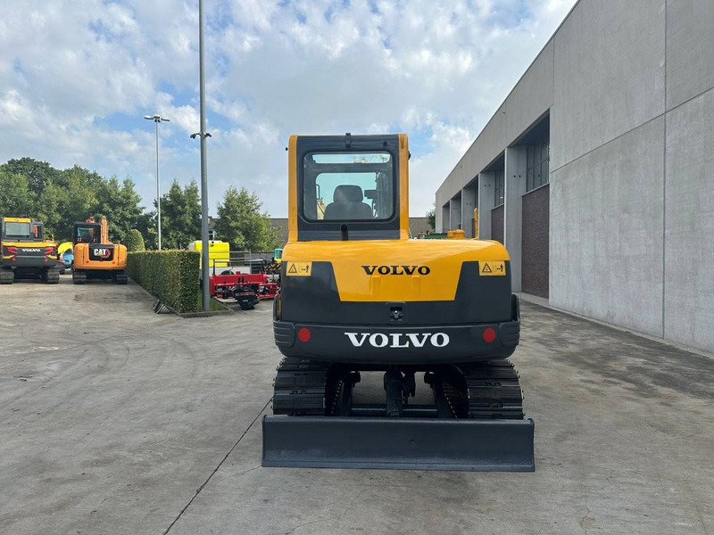 Volvo EC55B - Гусеничный экскаватор: фото 5 Volvo EC55B - Гусеничный экскаватор: фото 5