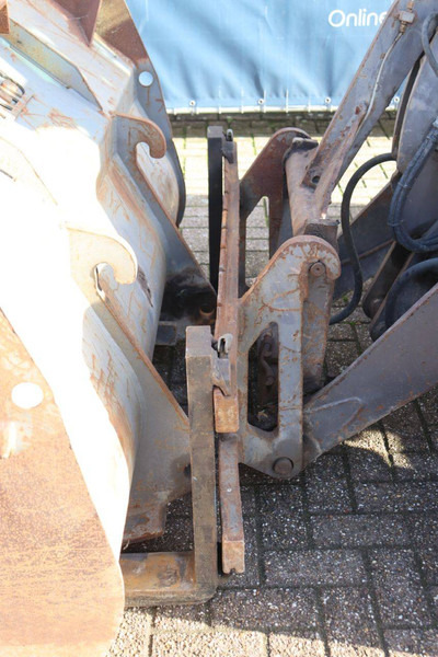 Колёсный погрузчик Volvo L25B-P: фото 13