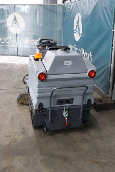 Westfield S1250 - Подметально-уборочная машина: фото 4 Westfield S1250 - Подметально-уборочная машина: фото 4