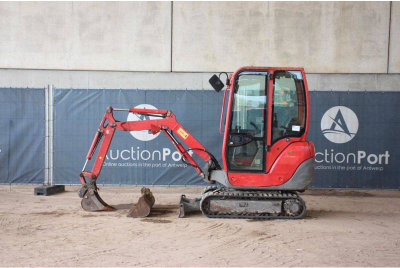 Yanmar SV15 - Мини-экскаватор: фото 2 Yanmar SV15 - Мини-экскаватор: фото 2