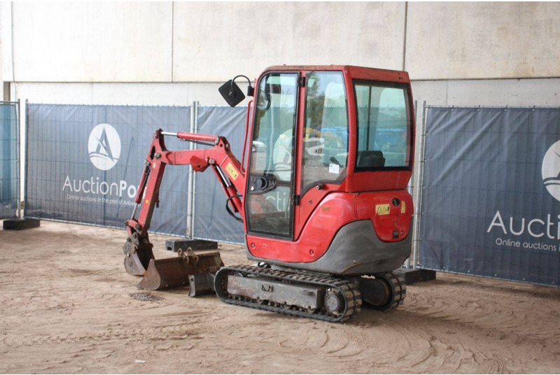 Yanmar SV15 - Мини-экскаватор: фото 3 Yanmar SV15 - Мини-экскаватор: фото 3