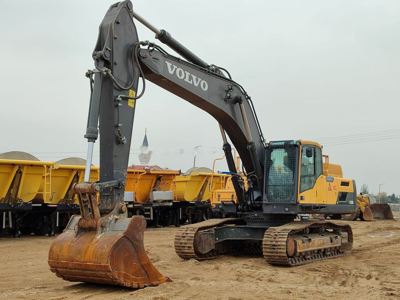 Volvo 2018 EC 350DL PALETTE EXCAVATOR - Гусеничный экскаватор: фото 1 Volvo 2018 EC 350DL PALETTE EXCAVATOR - Гусеничный экскаватор: фото 1