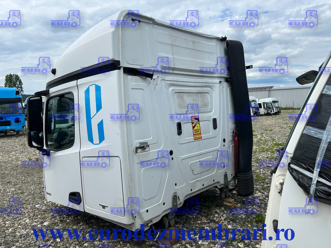 CABINA STREAMSPACE 2.5 MERCEDES ACTROS MP4 - Кабина для Грузовиков: фото 5 CABINA STREAMSPACE 2.5 MERCEDES ACTROS MP4 - Кабина для Грузовиков: фото 5