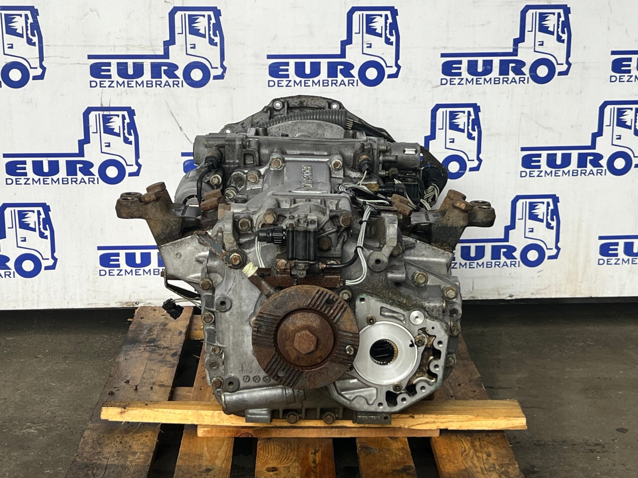 CUTIE DE VITEZE G211-16 FARA RETARDER MERCEDES ACTROS MP1 - Коробка передач для Грузовиков: фото 4 CUTIE DE VITEZE G211-16 FARA RETARDER MERCEDES ACTROS MP1 - Коробка передач для Грузовиков: фото 4