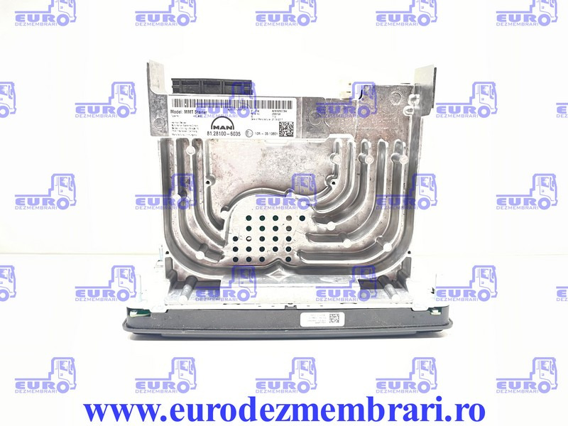 ELEMENT BORD UNITATE MULTIMEDIA MAN TGX 81.28100.6035, 81.28100.6029, 81.28100.6041 - Кабина и интерьер для Грузовиков: фото 2 ELEMENT BORD UNITATE MULTIMEDIA MAN TGX 81.28100.6035, 81.28100.6029, 81.28100.6041 - Кабина и интерьер для Грузовиков: фото 2
