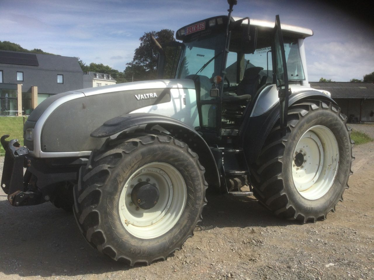 Valtra T190 - Трактор: фото 1 Valtra T190 - Трактор: фото 1