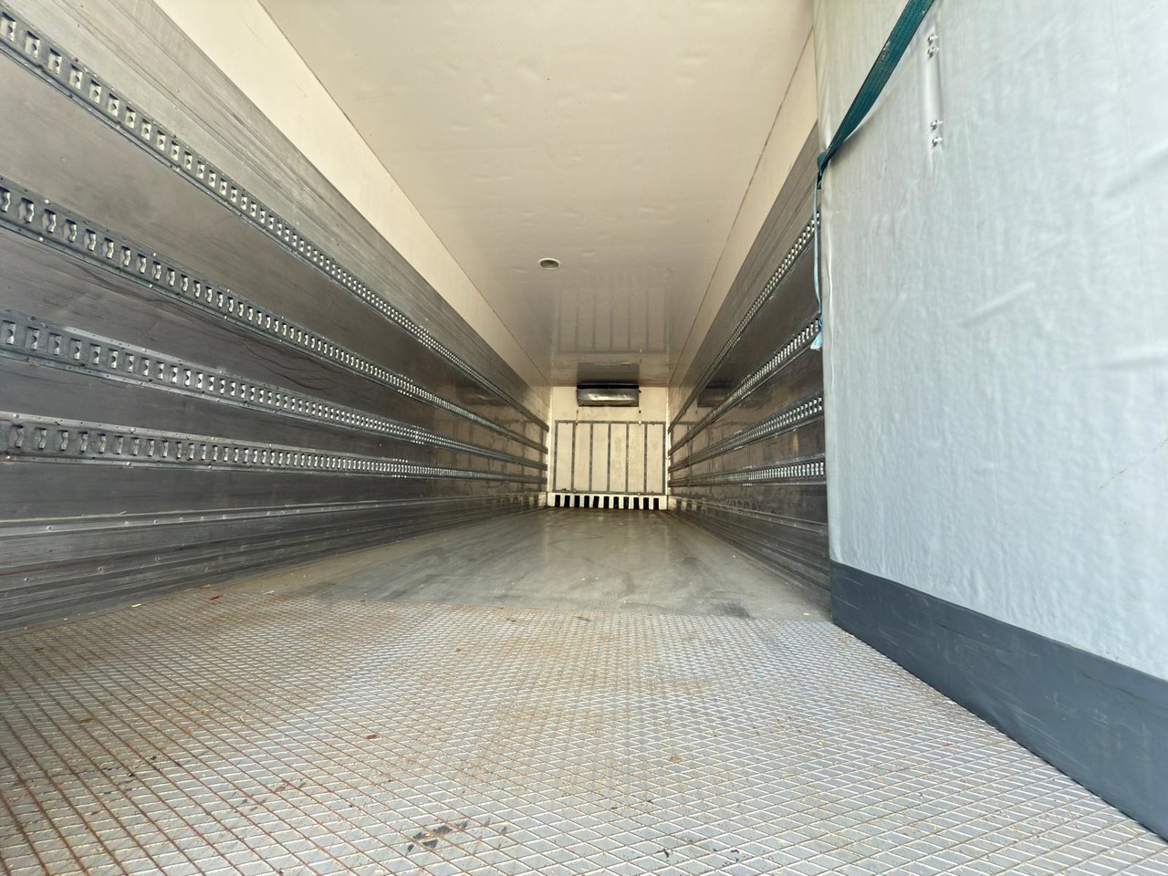 IVECO AD260S42 Stralis E6 (Refrigerator) - Рефрижератор: фото 5 IVECO AD260S42 Stralis E6 (Refrigerator) - Рефрижератор: фото 5