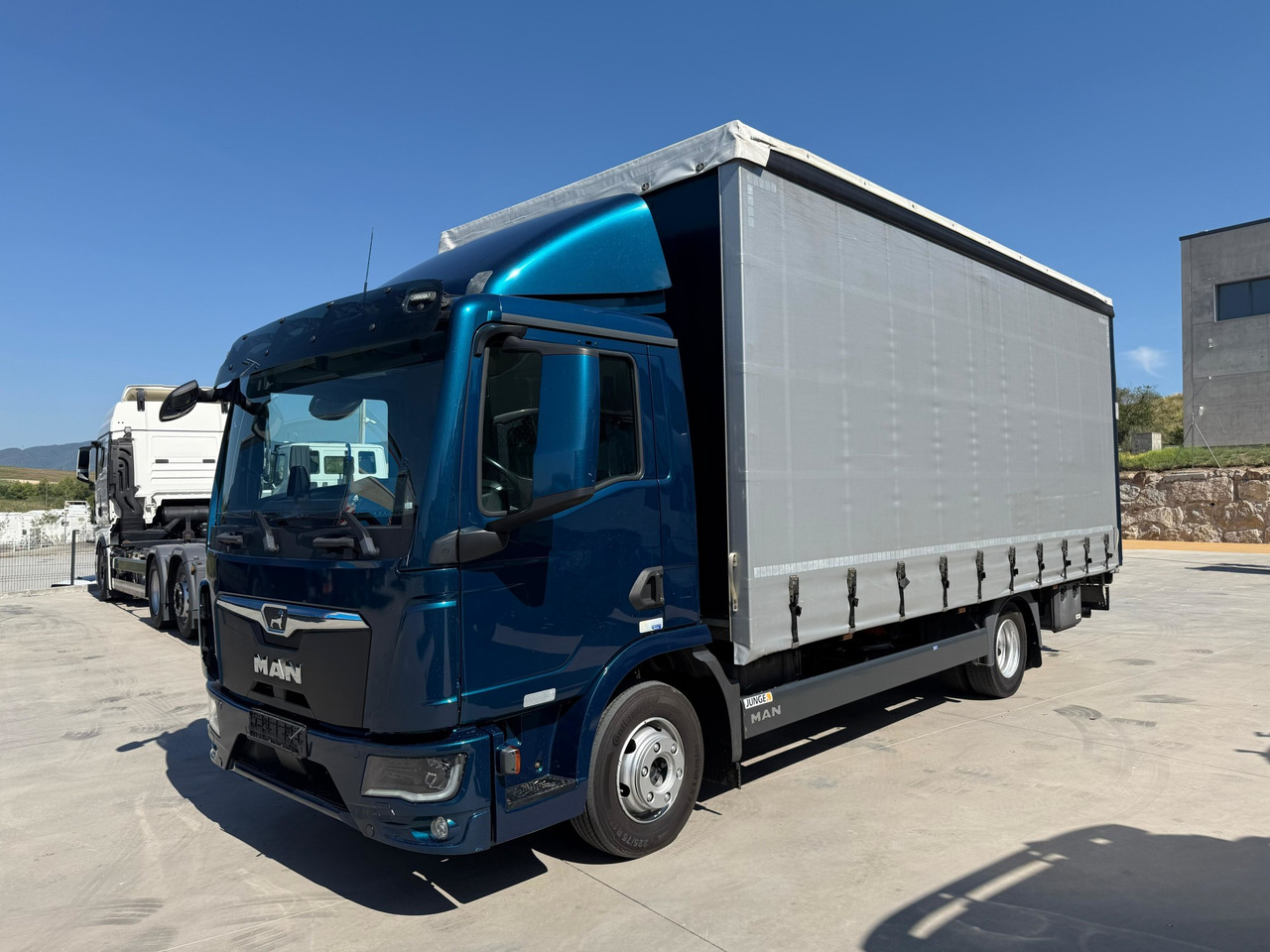 MAN 8.190 BL TGL E6 (Tauliner) - Тентованный грузовик: фото 1 MAN 8.190 BL TGL E6 (Tauliner) - Тентованный грузовик: фото 1