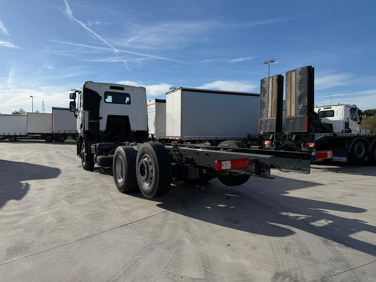 RENAULT C380.26 E6 (Chassis) - Грузовик-шасси: фото 4 RENAULT C380.26 E6 (Chassis) - Грузовик-шасси: фото 4