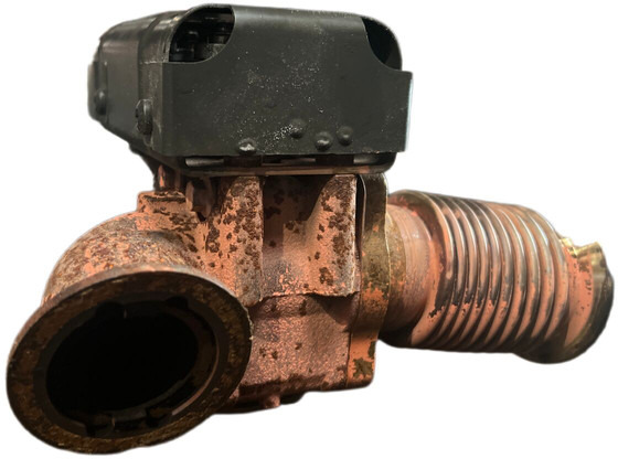 DAF XG 480 FT - Глушитель/ Выхлопная система: фото 4 DAF XG 480 FT - Глушитель/ Выхлопная система: фото 4