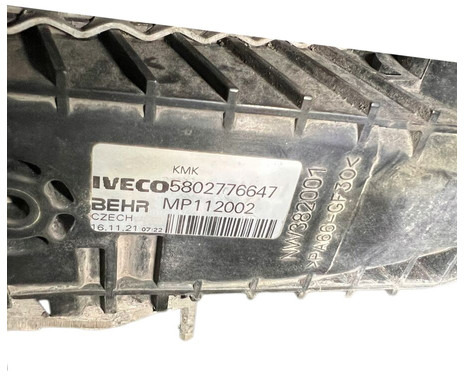 Iveco S-WAY - Радиатор: фото 3 Iveco S-WAY - Радиатор: фото 3