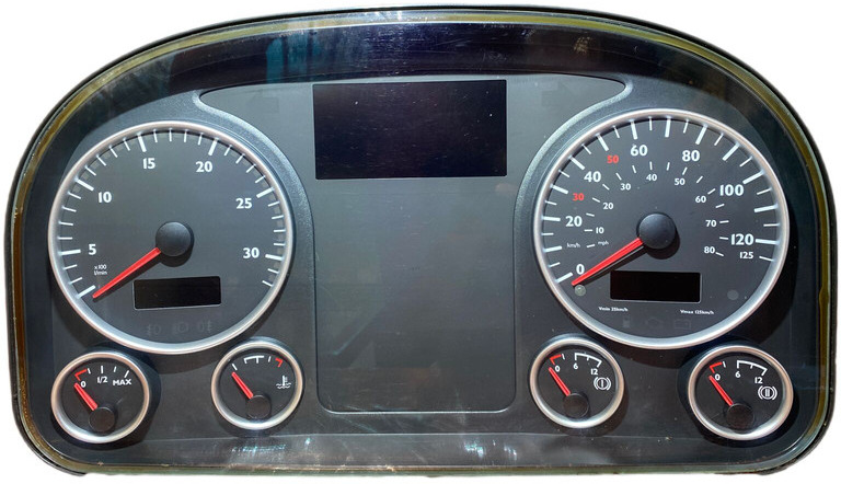 MAN - Приборная панель: фото 1 MAN - Приборная панель: фото 1