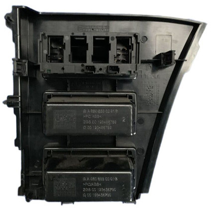 Mercedes-Benz A9606802607 - Приборная панель: фото 2 Mercedes-Benz A9606802607 - Приборная панель: фото 2