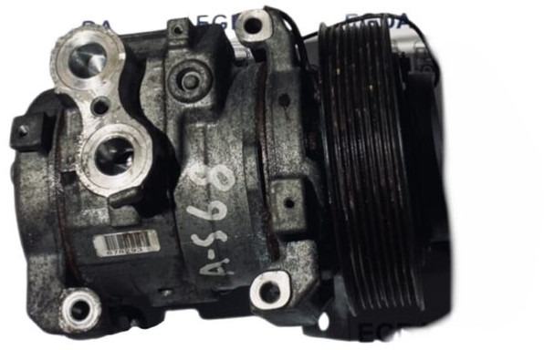 Mercedes-Benz Actros - Компрессор кондиционера: фото 1 Mercedes-Benz Actros - Компрессор кондиционера: фото 1