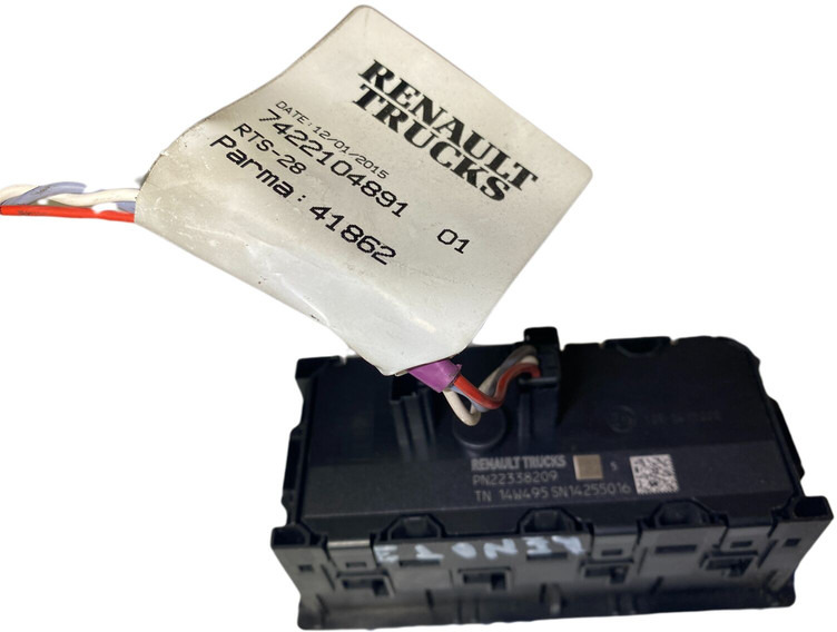 Renault - Приборная панель: фото 2 Renault - Приборная панель: фото 2