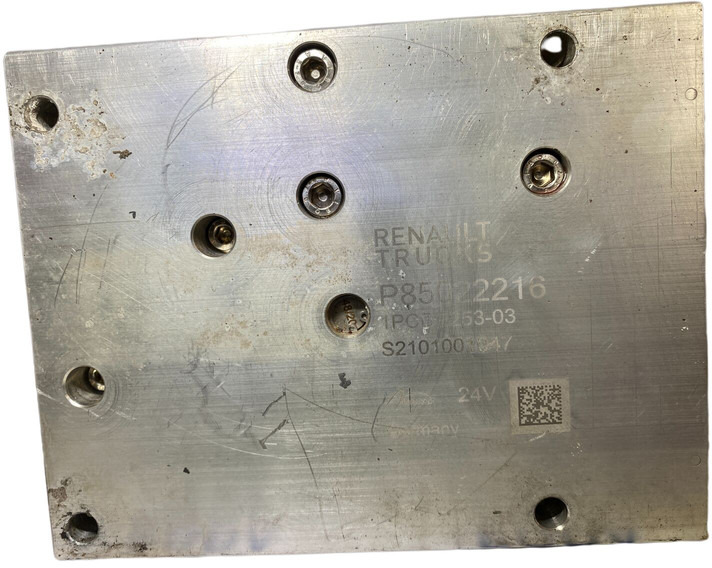 Renault - Глушитель/ Выхлопная система: фото 2 Renault - Глушитель/ Выхлопная система: фото 2