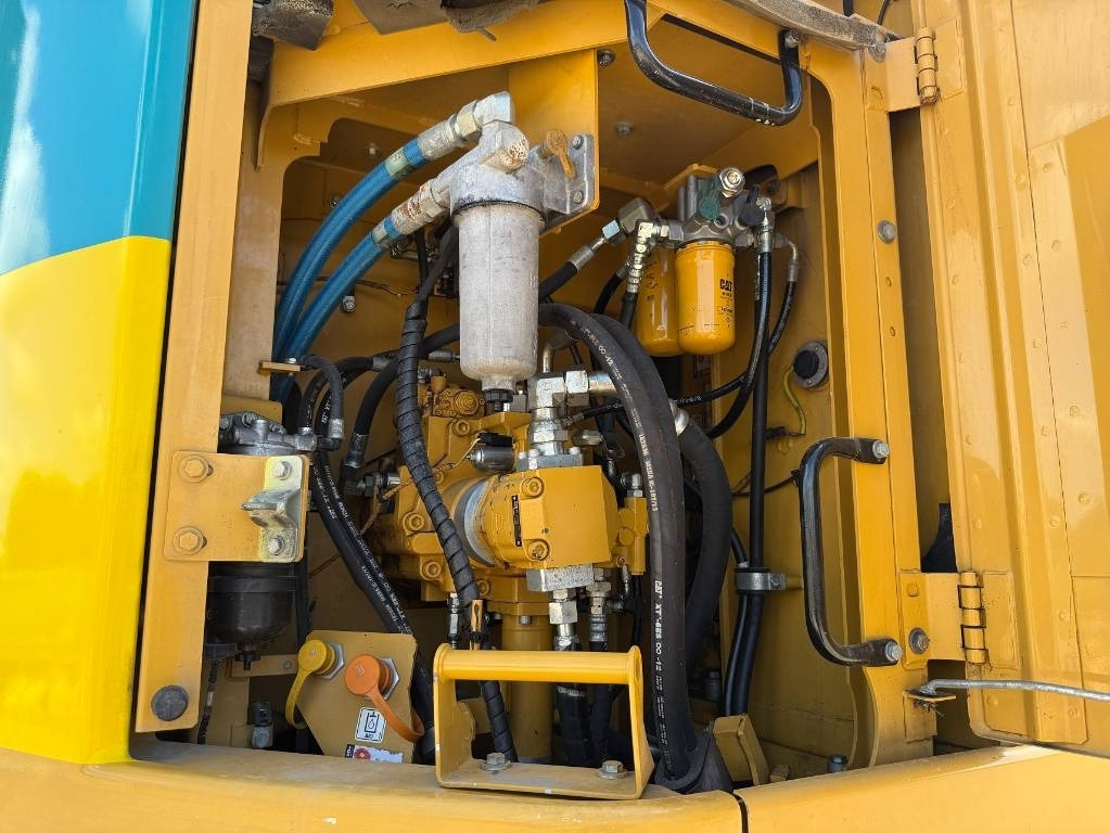 Гусеничный экскаватор CAT 335 F L CR: фото 25 Гусеничный экскаватор CAT 335 F L CR: фото 25