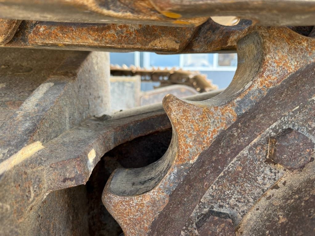 Гусеничный экскаватор CAT 335 F L CR: фото 15 Гусеничный экскаватор CAT 335 F L CR: фото 15