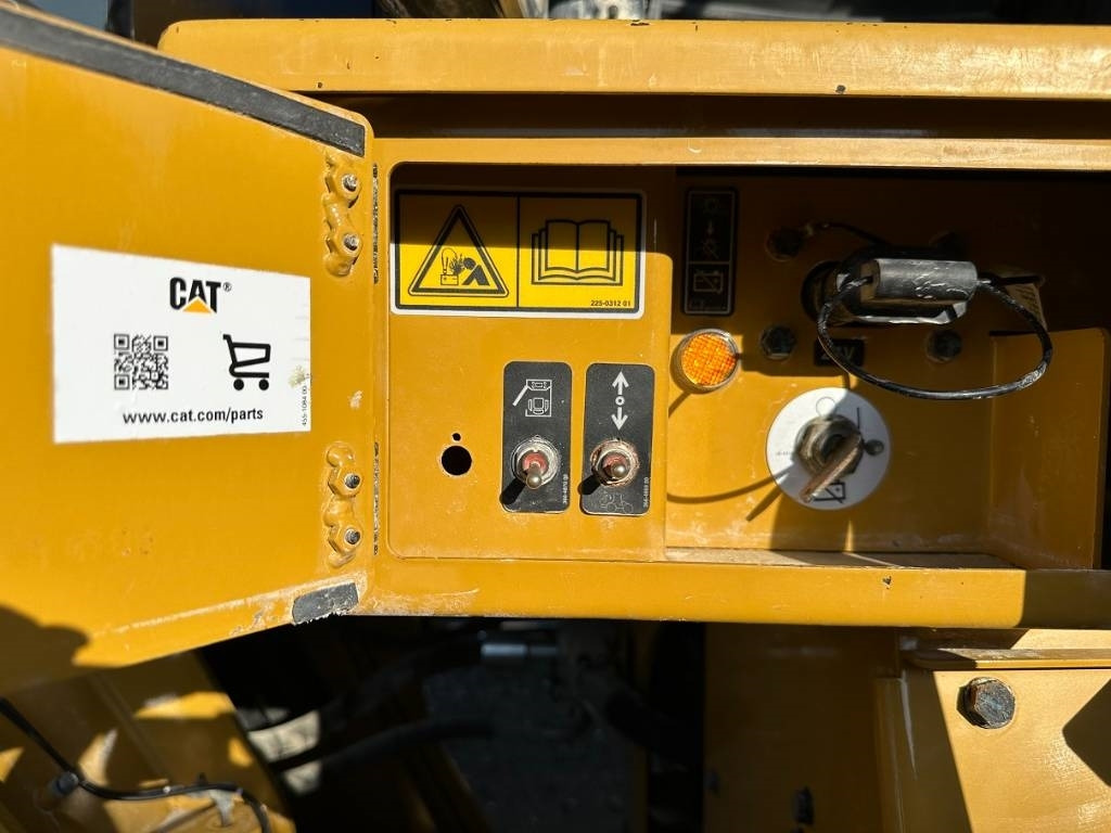 Колёсный погрузчик CAT 966 M: фото 15