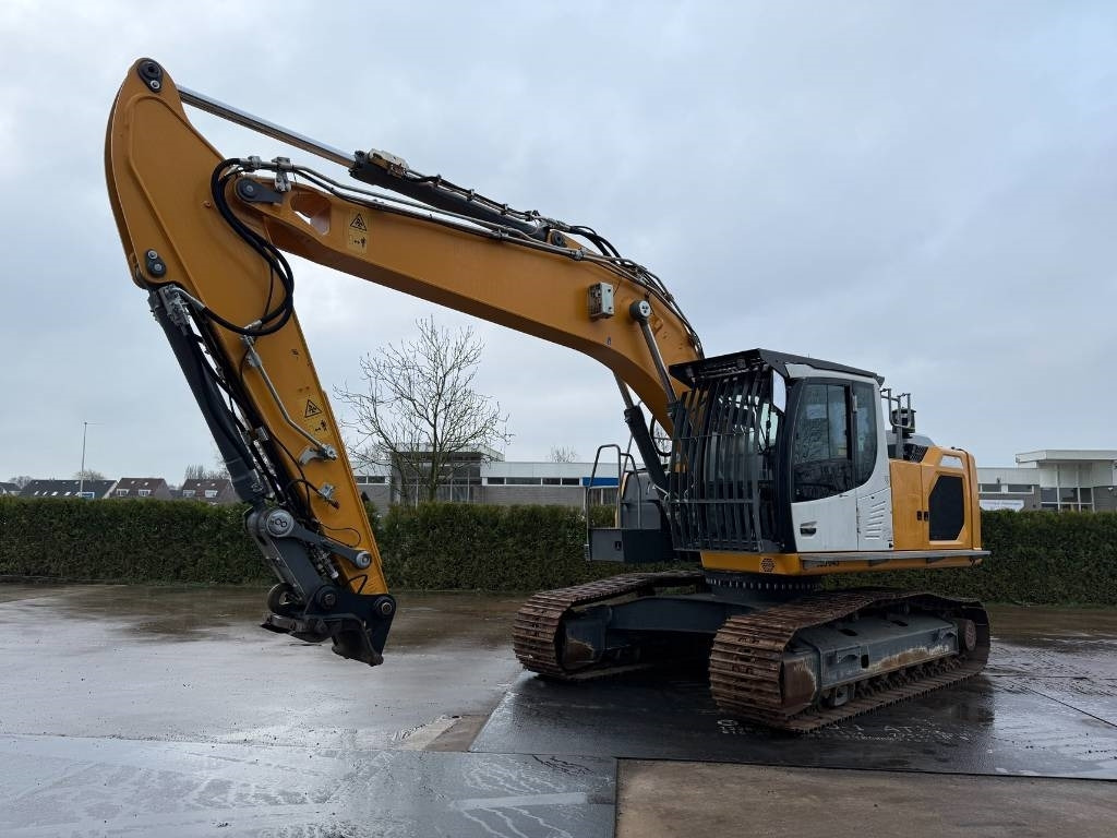 Liebherr R922 LC - Гусеничный экскаватор: фото 2 Liebherr R922 LC - Гусеничный экскаватор: фото 2