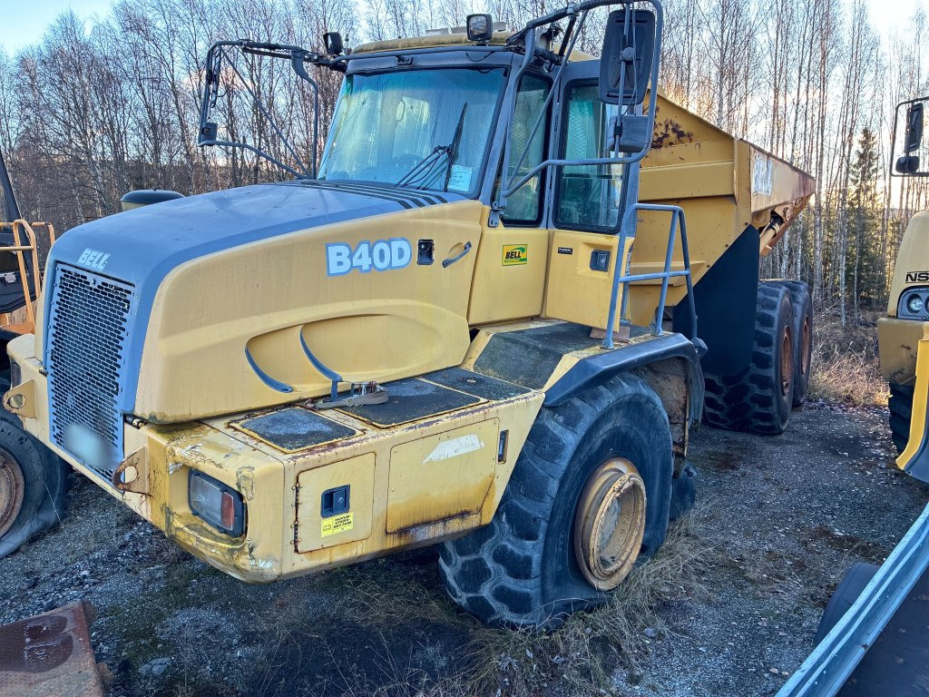 BELL B40D - Сочленённый самосвал: фото 1 BELL B40D - Сочленённый самосвал: фото 1