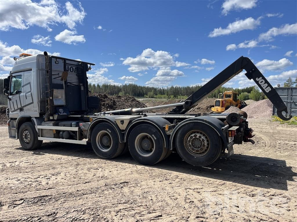MERCEDES BENZ Actros 930,24 V8 - Грузовик: фото 4 MERCEDES BENZ Actros 930,24 V8 - Грузовик: фото 4