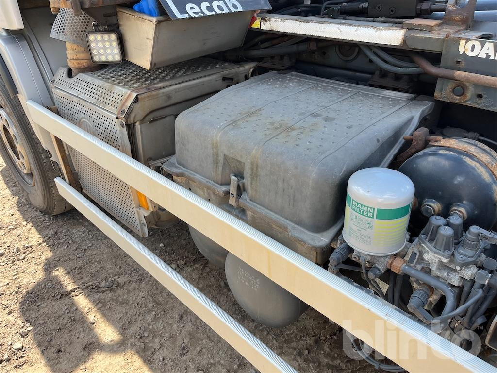Грузовик MERCEDES BENZ Actros 930,24 V8: фото 15