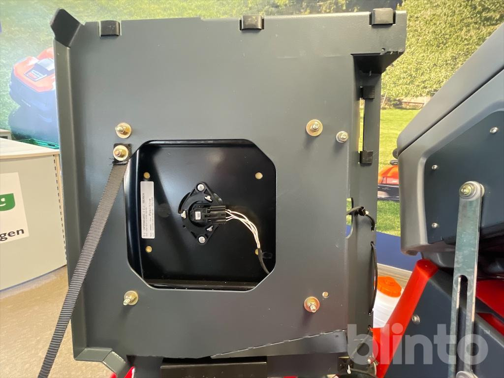 Поломоечная машина HAKO Scrubmaster B120 R (2018): фото 35 Поломоечная машина HAKO Scrubmaster B120 R (2018): фото 35