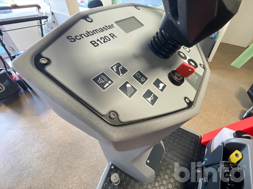 Поломоечная машина HAKO Scrubmaster B120 R (2018): фото 12 Поломоечная машина HAKO Scrubmaster B120 R (2018): фото 12