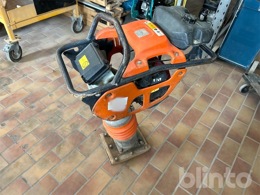 Hitachi ZV75R - Трамбовка: фото 4 Hitachi ZV75R - Трамбовка: фото 4