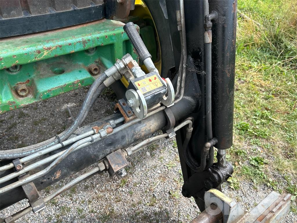 Трактор JOHN DEERE 6400: фото 41