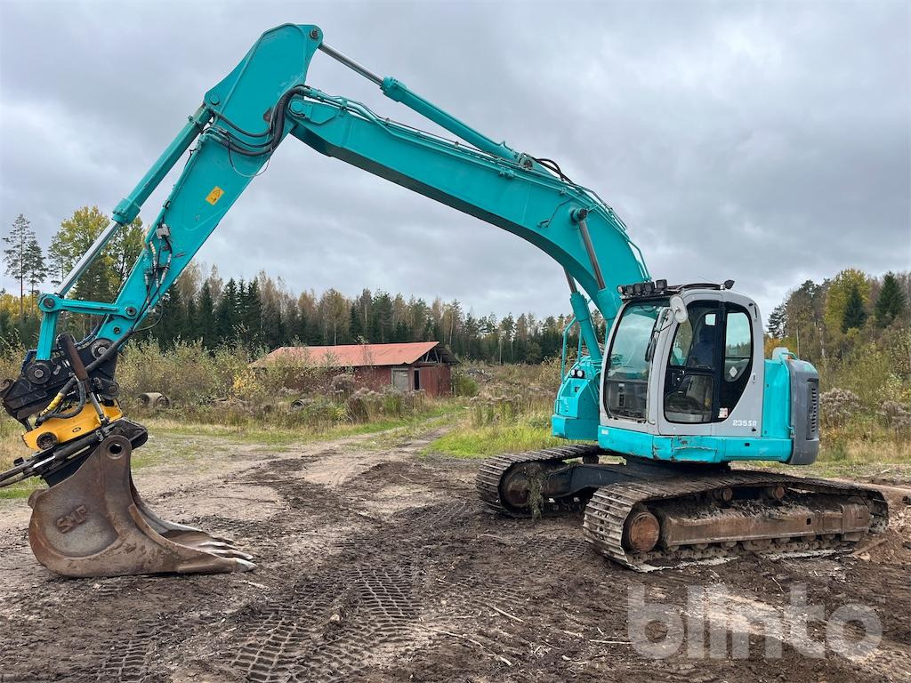 Kobelco SK 235SR - Гусеничный экскаватор: фото 1 Kobelco SK 235SR - Гусеничный экскаватор: фото 1