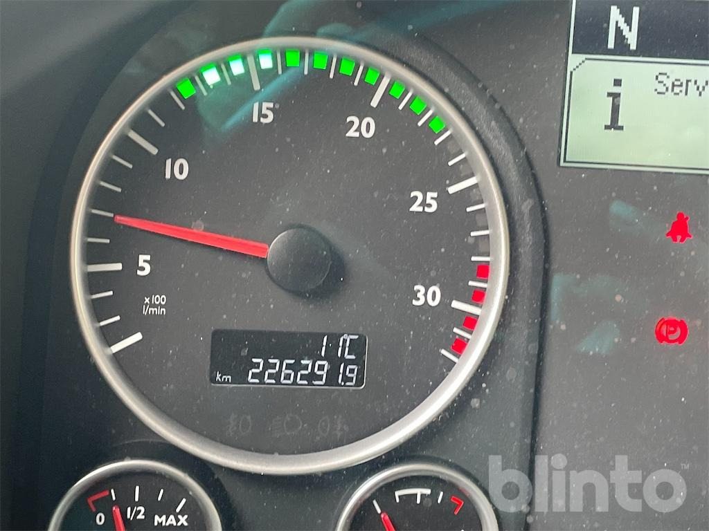 MAN TGL 12.220 4x2 BL (2017) - Тентованный грузовик: фото 5 MAN TGL 12.220 4x2 BL (2017) - Тентованный грузовик: фото 5