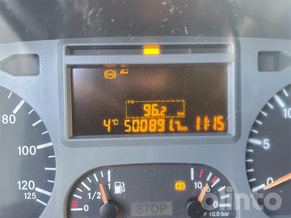 Mercedes Benz Atego 1224 (2008) - Грузовик с закрытым кузовом: фото 5 Mercedes Benz Atego 1224 (2008) - Грузовик с закрытым кузовом: фото 5