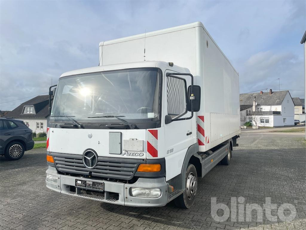 Mercedes Benz Atego 815 - Грузовик с закрытым кузовом: фото 1 Mercedes Benz Atego 815 - Грузовик с закрытым кузовом: фото 1