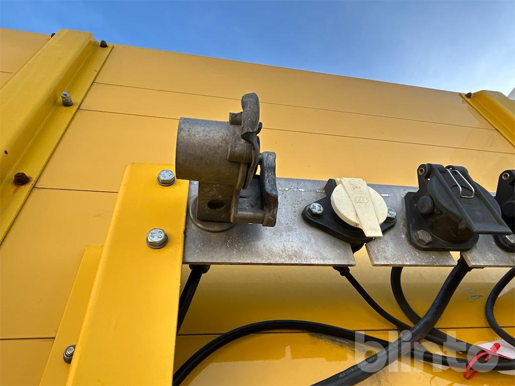 Полуприцеп бортовой/ Платформа Meusburger Typ MPG-3 (2008): фото 11