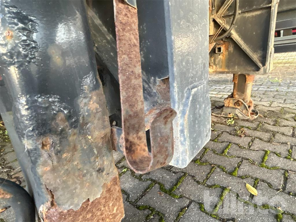 Полуприцеп бортовой/ Платформа Meusburger Typ MPG-3 (2008): фото 43