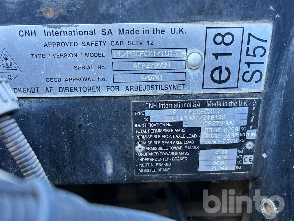 New Holland TS135A (2007) - Трактор: фото 5 New Holland TS135A (2007) - Трактор: фото 5