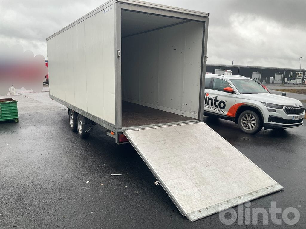 VEZEKO - Прицеп: фото 4 VEZEKO - Прицеп: фото 4